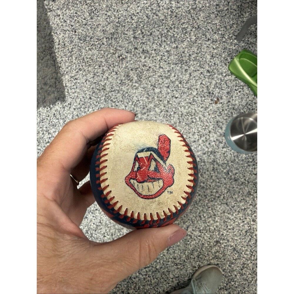 Vtg Cleveland Indians Baseball 2000 Souvenir White Blue Old Logo Played With